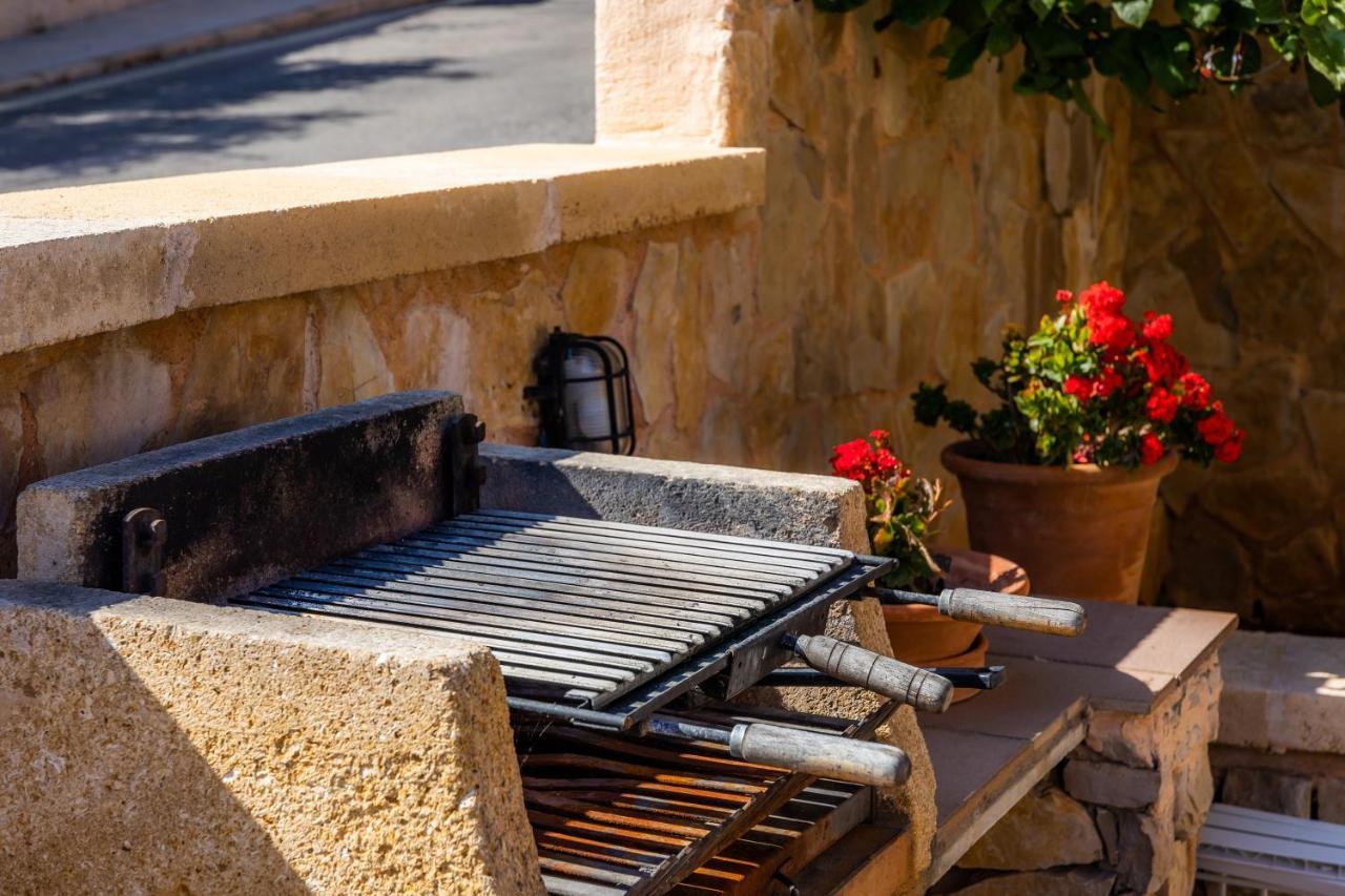 Apartamento La Pergola Font de sa Cala Exterior foto